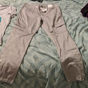 Skinny ankle pants - 10L